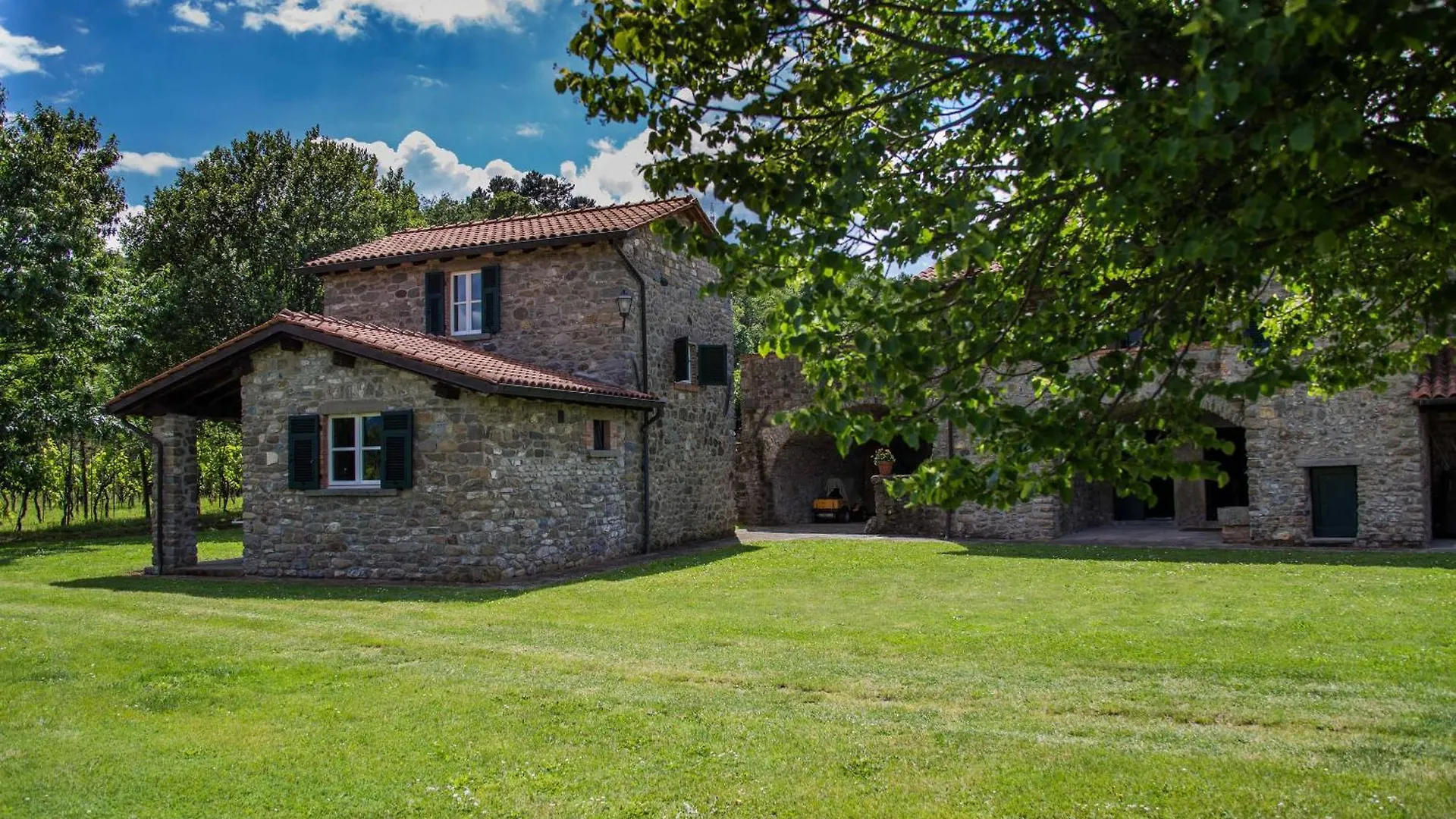 Coriana Apartments & Villas Mulazzo
